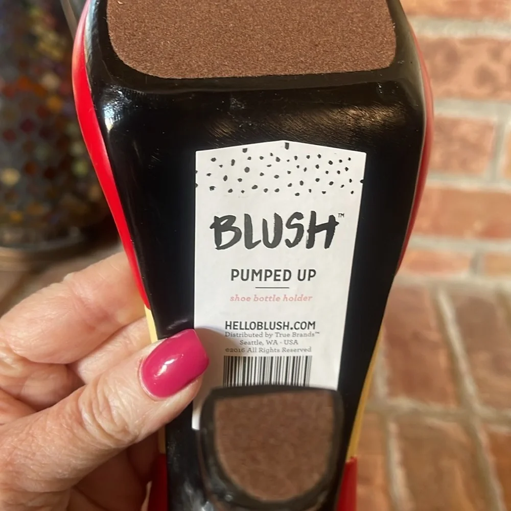 NIB Blush Pumped Up Red Heel Wine Bottle Holder